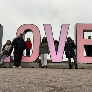 Meet your Posher, Eve